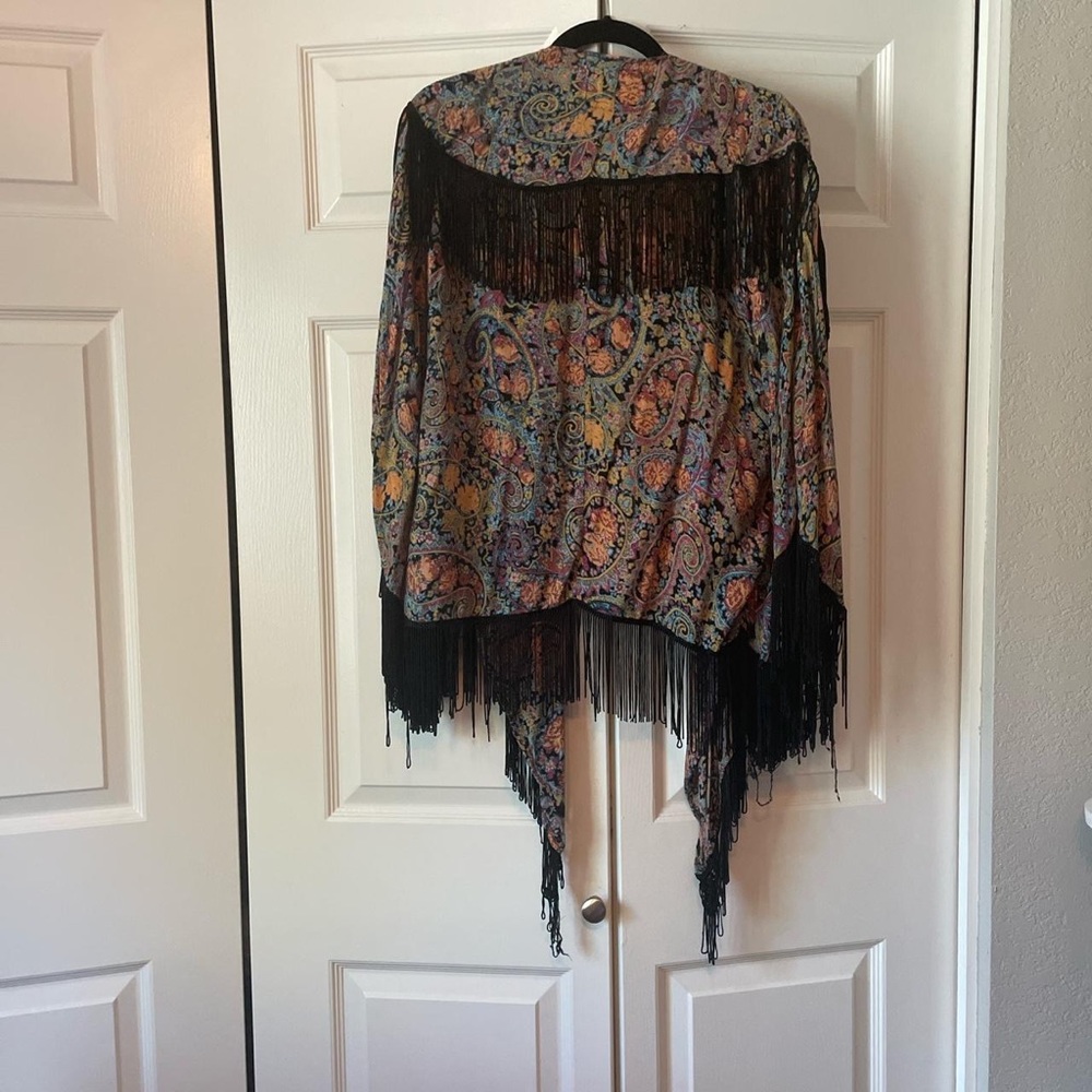 Billabong shawl/kimono with fringe